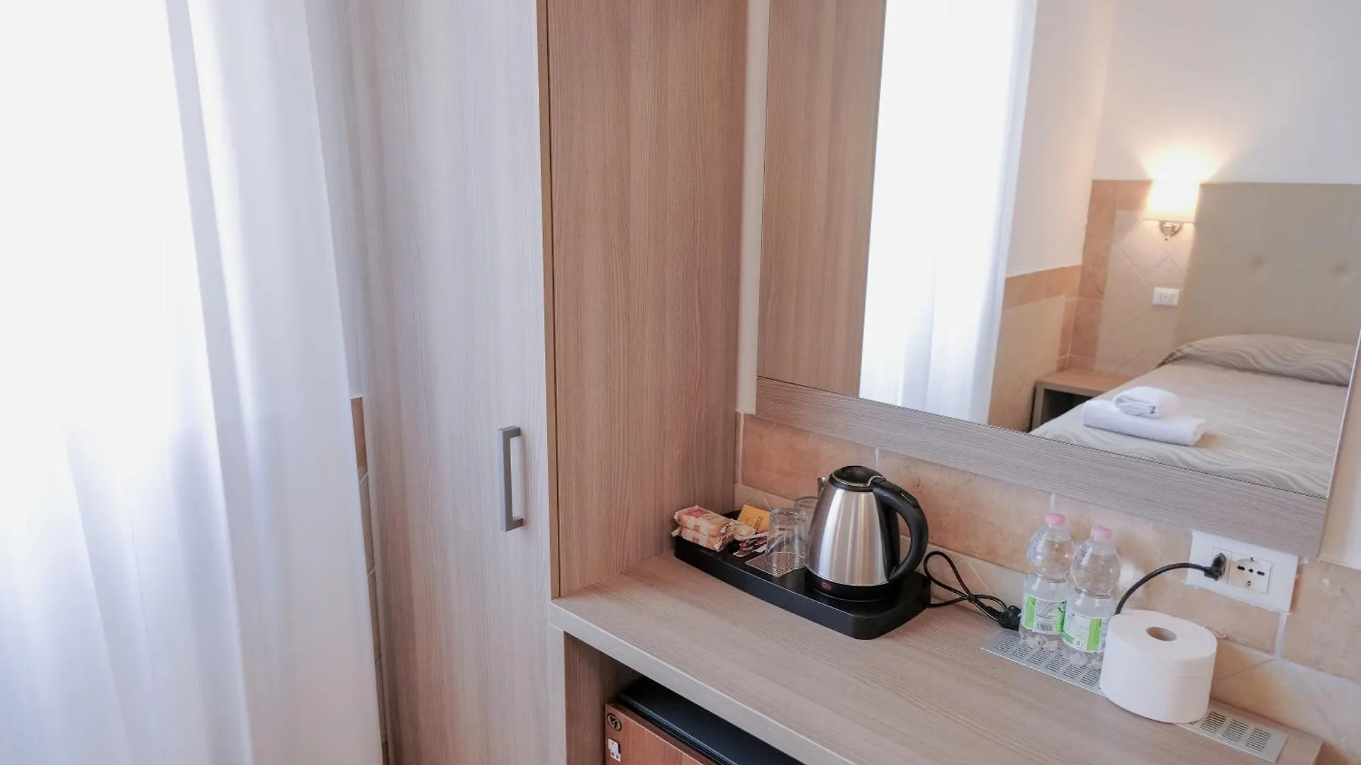 Hotel Alex Square Rom 3*,  Italien